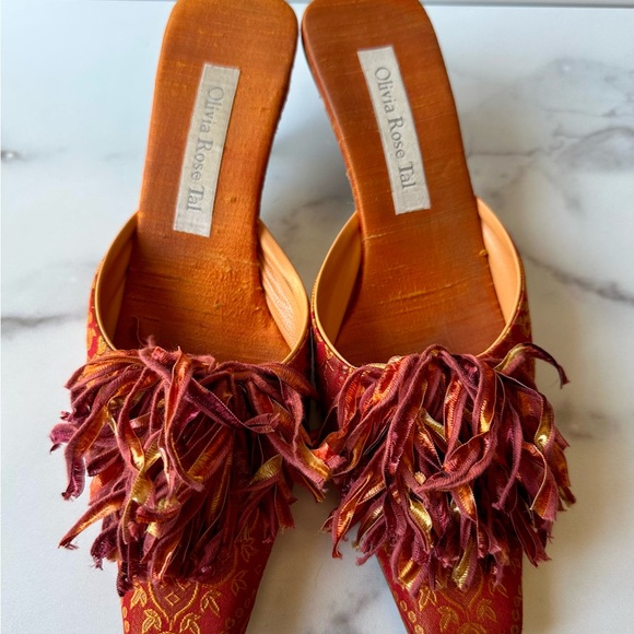 Olivia Rose Tal Silk Pom-Pom Mules Size 8 - Picture 2 of 12
